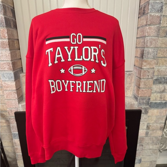 Bella Canvas Tops - Go Taylor’s boyfriend sweatshirt